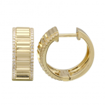 Fluted 14K and diamond huggie