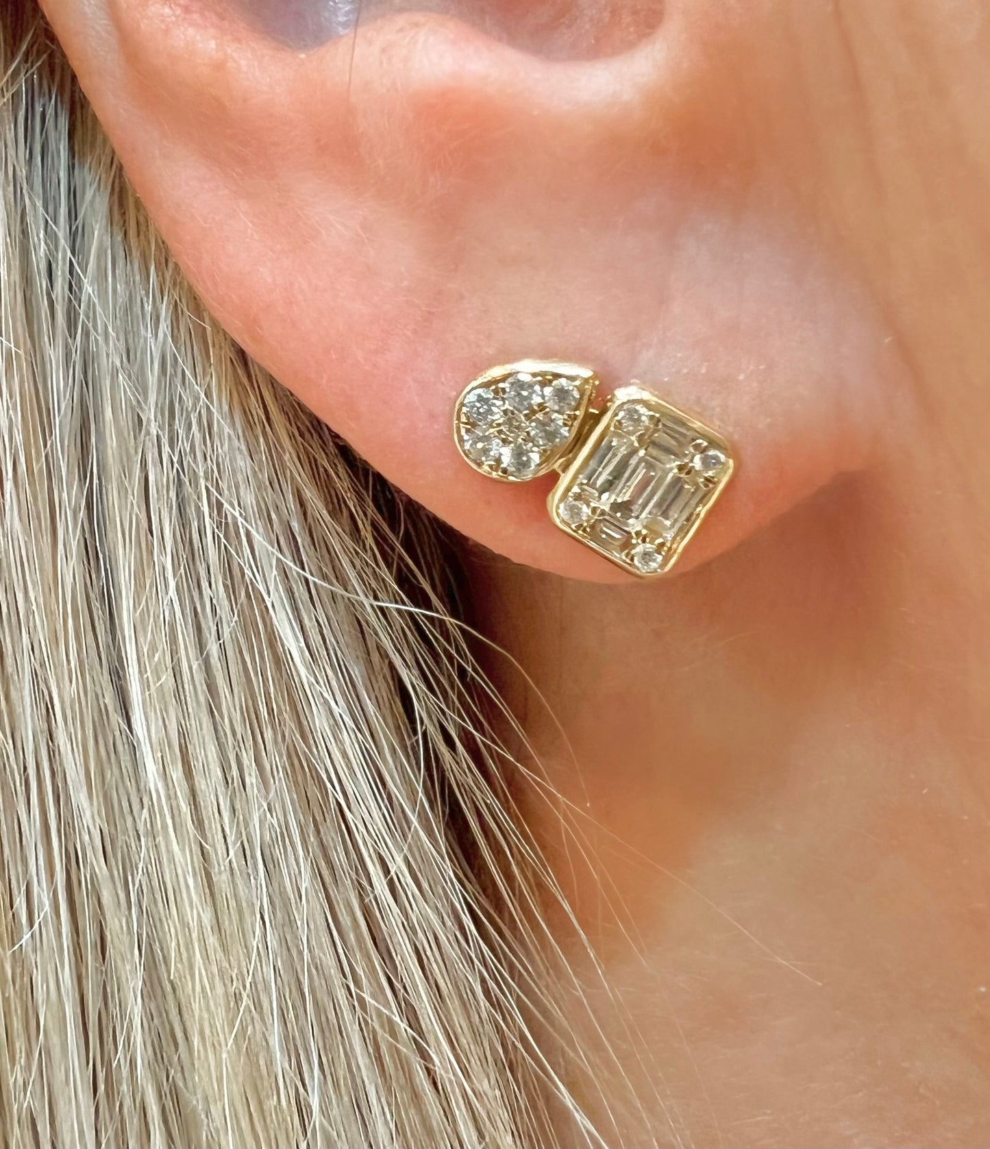 Pear and emerald shape diamond studs