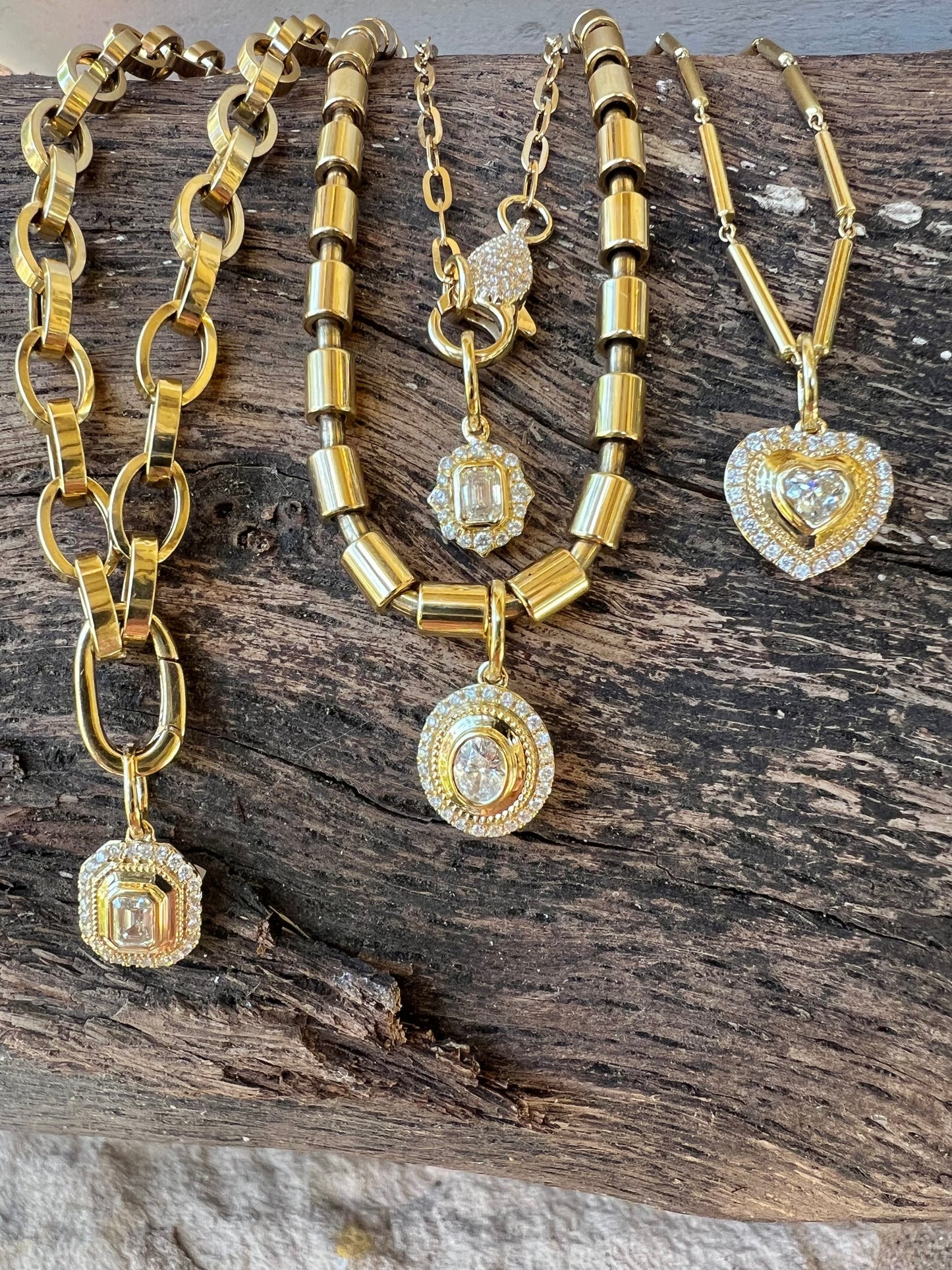 North south oval diamond pendant