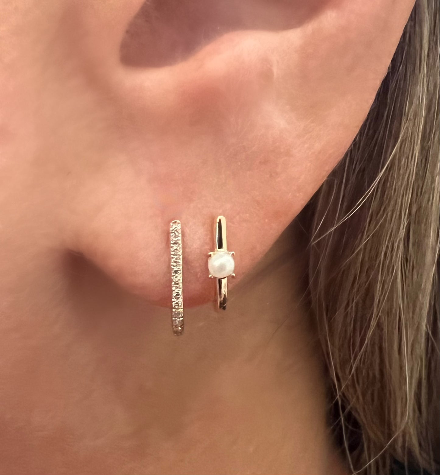 Diamond and pearl lobe stud earrings