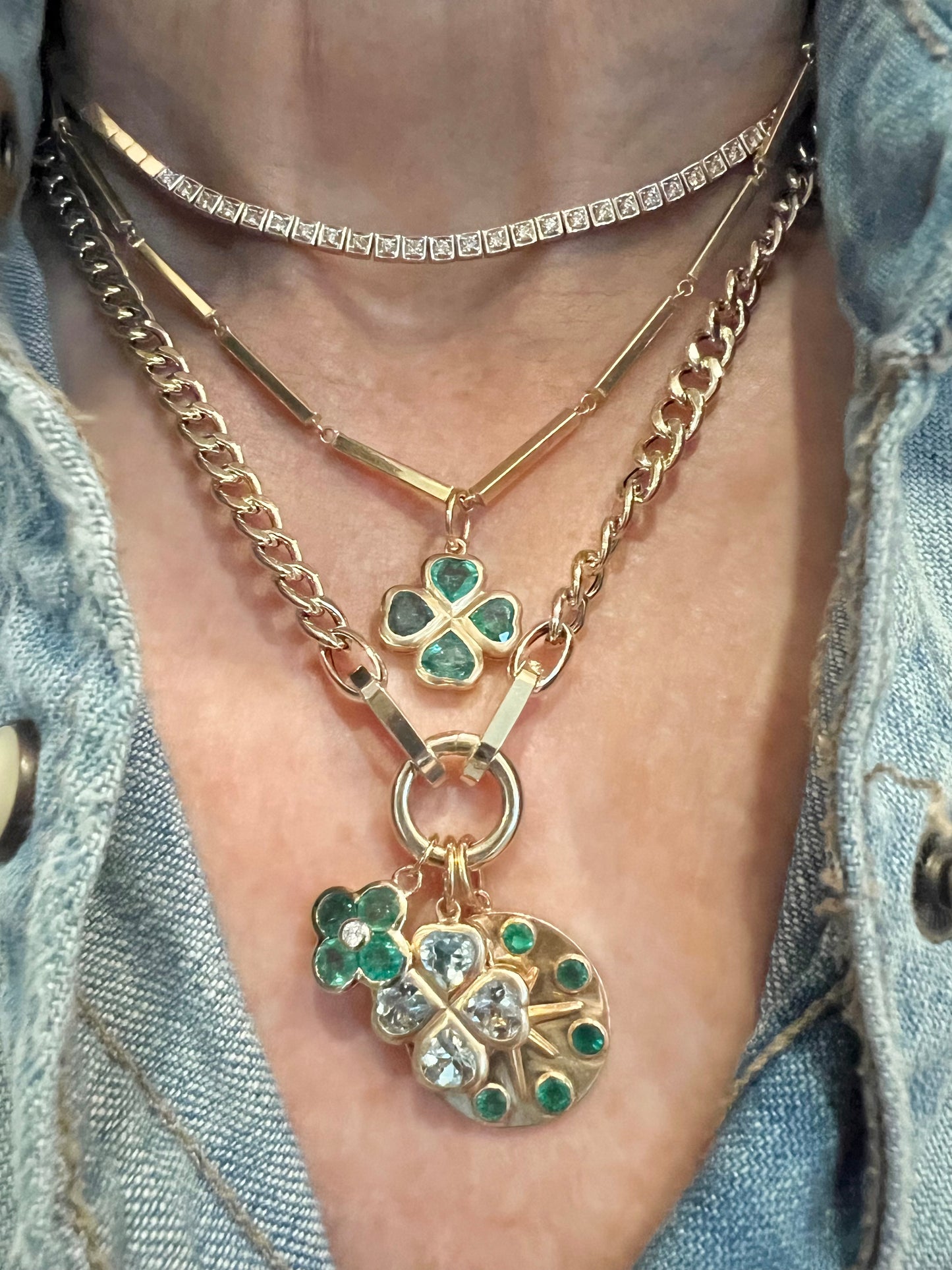 Emerald clover pendant