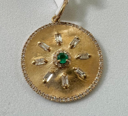 Gold, diamond and emerald round pendant