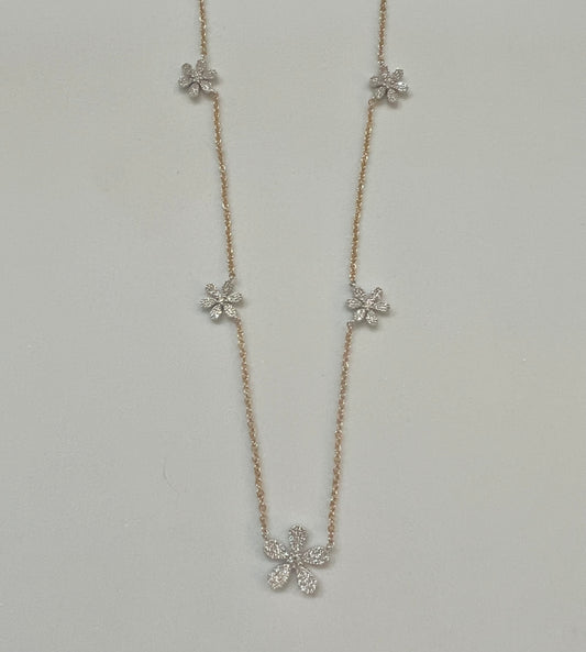 14K yellow gold and white gold flower necklace