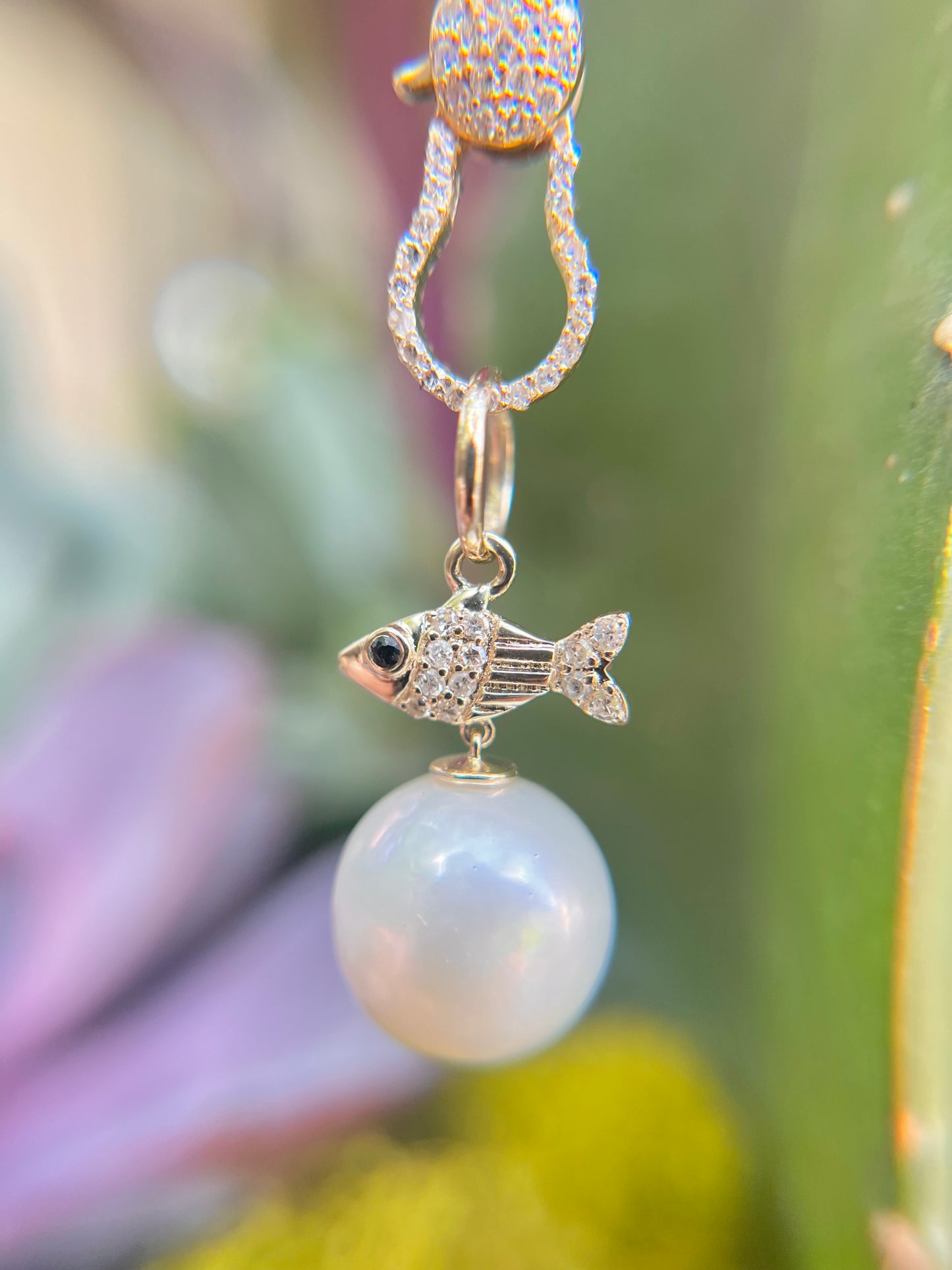 Pearl charm with diamond fish