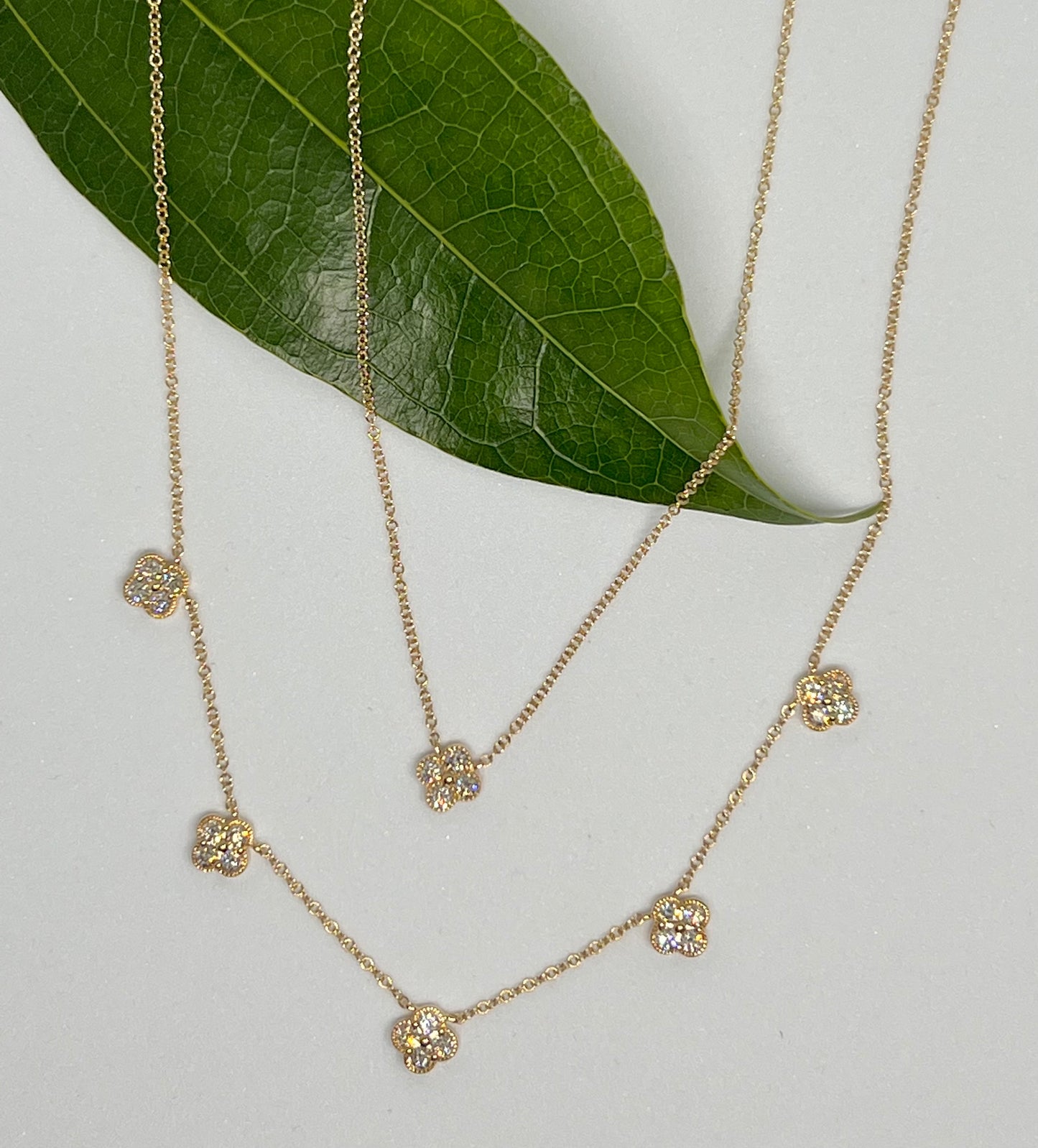 Single clover drop necklace