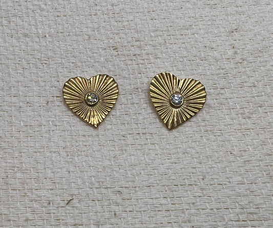 Heart diamond earring